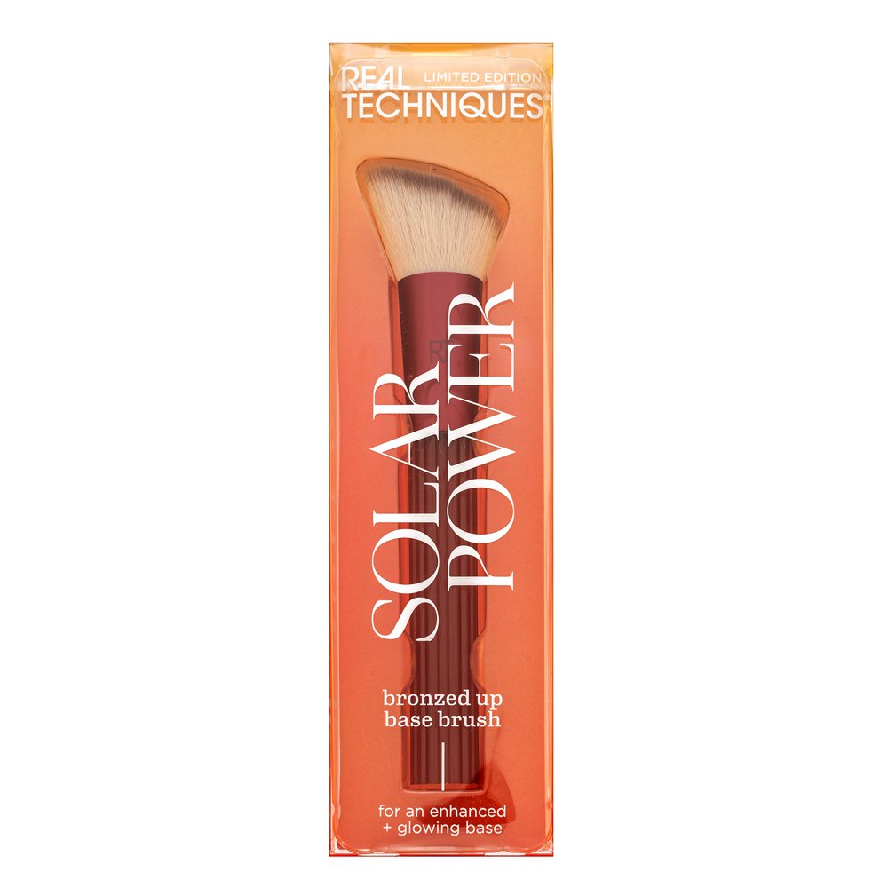 Real Techniques Solar Power Bronzed Up Base Brush – Real Techniques