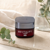 L´Oréal Paris Revitalift Laser krema za lifting i učvršćivanje Triple Action Age-Correcting Day Cream 50 ml