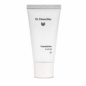 Dr. Hauschka Foundation течен фон дьо тен за изравняване тена на кожата 05 Nutmeg 30 ml