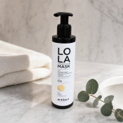 Artègo Lola Your Beauty Colour Mask hranjiva maska s pigmentima u boji za oživljavanje toplih plavih nijansi kose Sun 200 ml