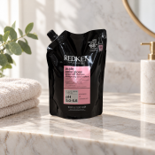Redken Acidic Color Gloss Gentle Color Shampoo aufhellendes Shampoo für Glanz und Schutz des gefärbten Haars Refill 500 ml