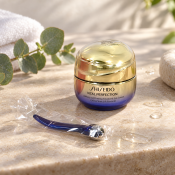 Shiseido Vital Perfection crema lifting rassodante Uplifting and Firming Advanced Eye Cream 50 ml