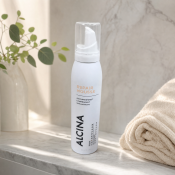 Alcina Repair Line Repair Mousse betreuender Schaum für geschädigtes Haar 150 ml