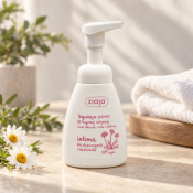 Ziaja Intima Daisy Flower Foam for Intimate Hygiene 250 ml