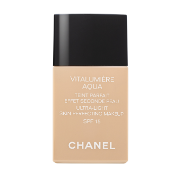 Chanel Vitalumiere Aqua UltraLight Skin Perfecting Makeup make-up pre zjednotenú a rozjasnenú pleť B10 Beige-Pastel 30 ml
