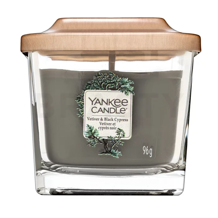 Yankee Candle Vetiver & Black Cypress lumânare parfumată 96 g