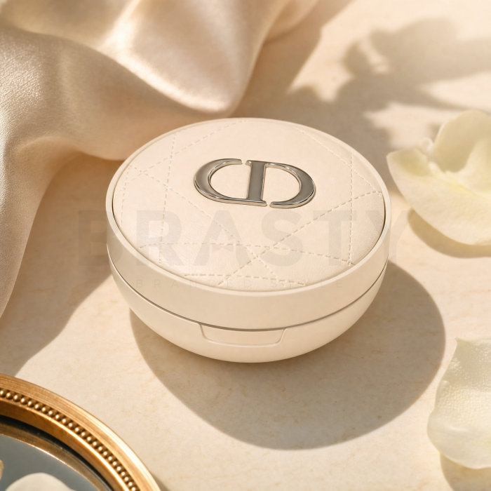 Dior (Christian Dior) Forever Cushion Powder pudră pentru uniformizarea culorii tenului 010 Fair 10 g